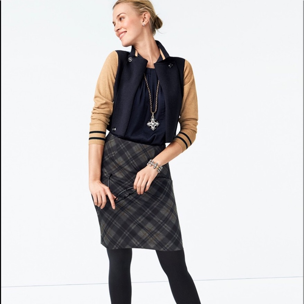 Cabi Step Out Skirt